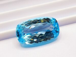 Topaze Bleue 15.19 CT