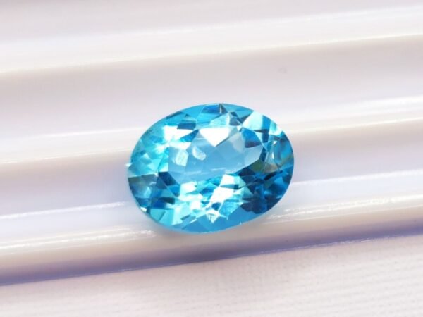 Topaze Bleue 4.02 CT