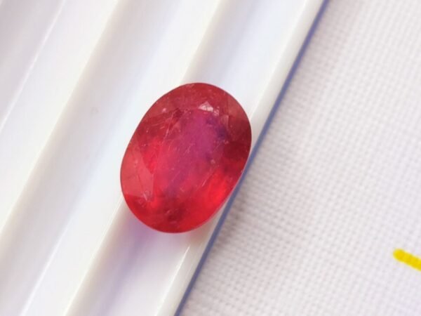 Rubis Traité 5.79 CT