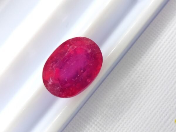 Rubis Traité 5.79 CT