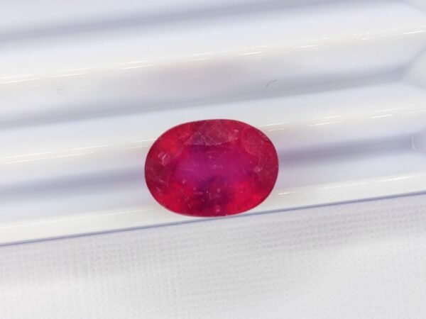 Rubis Traité 5.79 CT