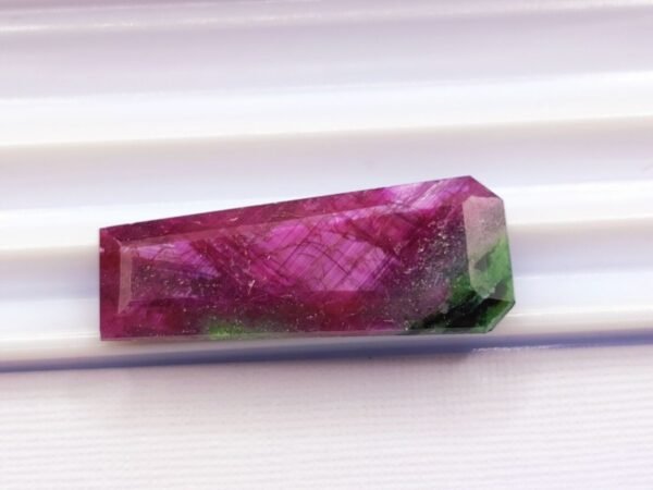 Rubis-Zoisite 14.51 CT
