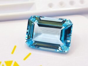 Topaze Bleue 20.76 CT