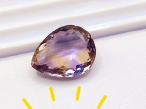 Amétrine 12.45 CT