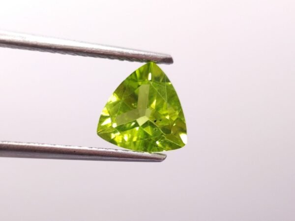 Péridot 2.14 CT