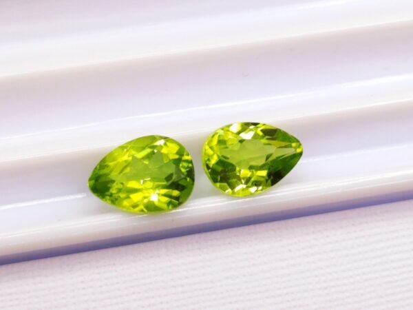Péridot 2.47 CT