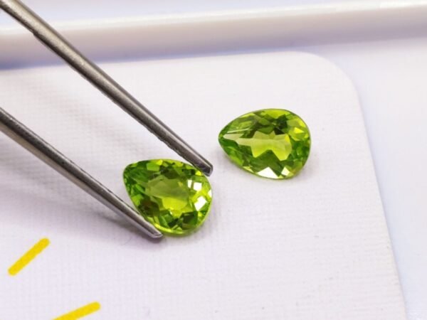Péridot 2.47 CT