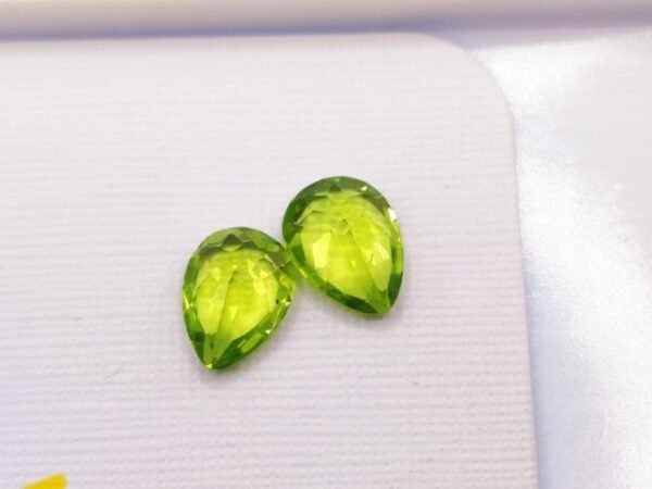 Péridot 2.47 CT