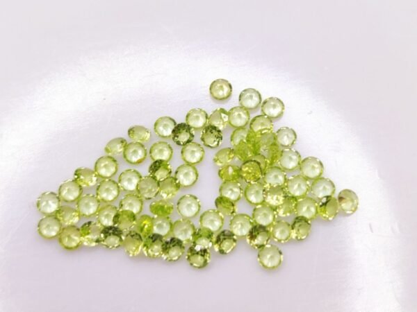 Péridot 5.26 CT
