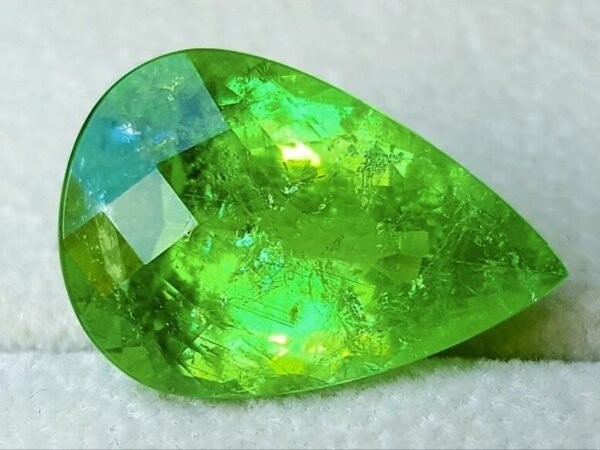 Paraiba Tourmaline 13.13 CT