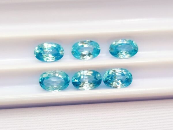 Zircon Bleu 4.16 CT