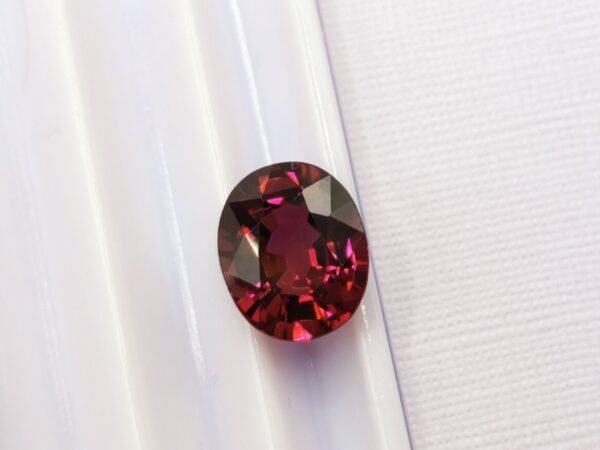 Rhodolite 2.60 CT