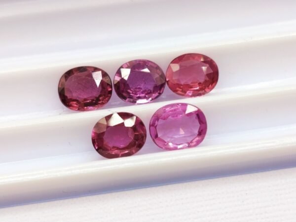 Rhodolite 2.97 CT