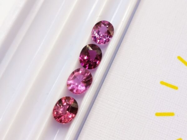 Rhodolite 3.38 Carats