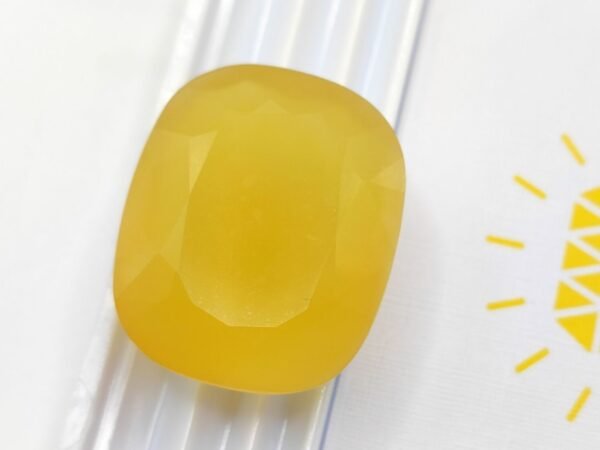 Opale de Feu 68.24 CT