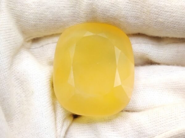 Opale de Feu 68.24 CT