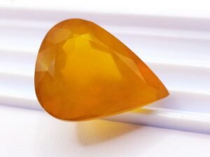 Opale de Feu 32.40 CT