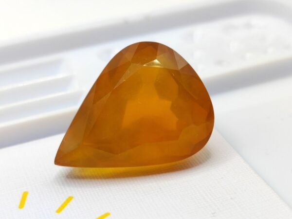 Opale de Feu 32.40 CT