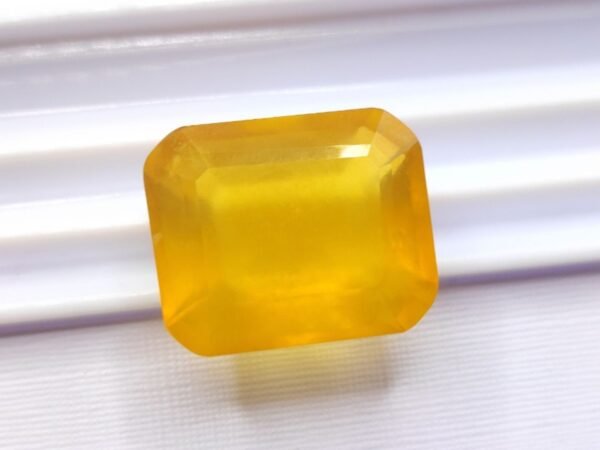 Opale de Feu 25.18 CT