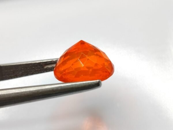 Opale de Feu 4.06 CT
