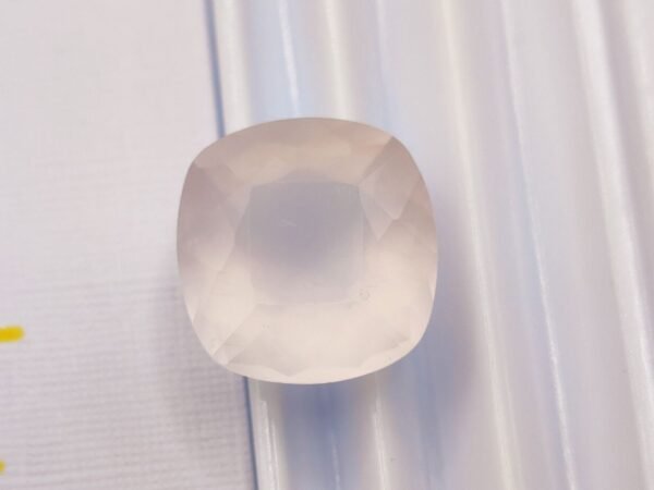 Quartz Rose 10.26 CT