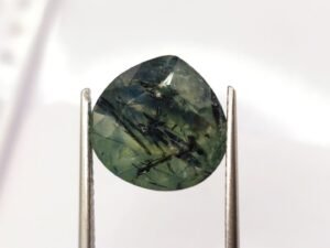 Prehnite 10.12 CT