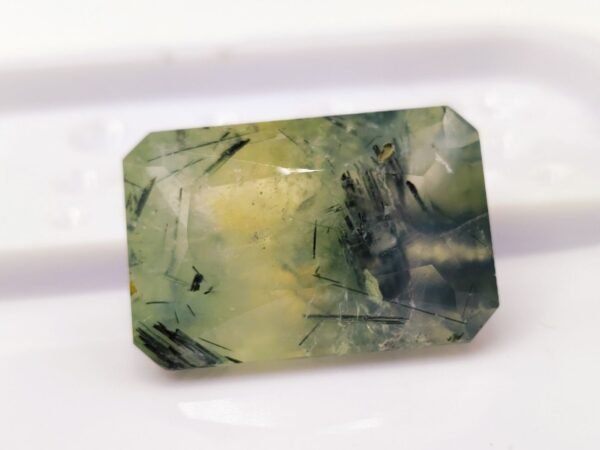 Prehnite 32.83 CT