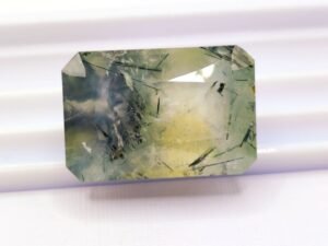 Prehnite 32.83 CT