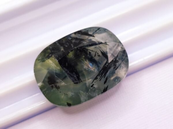 prehnite green cushion cut 18.54 carats