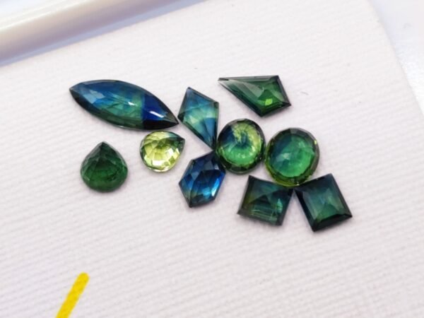 lot 10 saphirs blue green mixed shape 3.02 carats