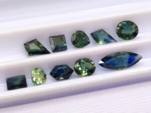 lot 10 saphirs blue green mixed shape 3.02 carats