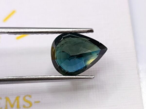 saphir blue green pear cut 5.20 carats