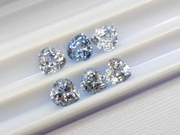 lot 6 saphirs light blue pear cut 3.27 carats
