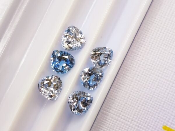 lot 6 saphirs light blue pear cut 3.27 carats