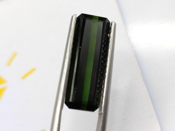 green tourmaline emerald cut 7.68mm