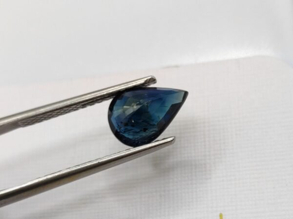 Saphir 2.83 CT