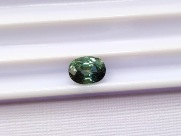 saphir blue green oval cut 1.16 carats