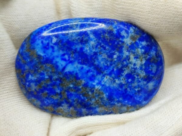 lapis lazuli blue cabochon cut 71.80 carats