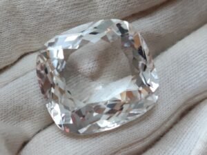 white quartz cushion cut 62.38 carats