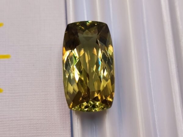 Diaspore Zultanite 11.01 CT