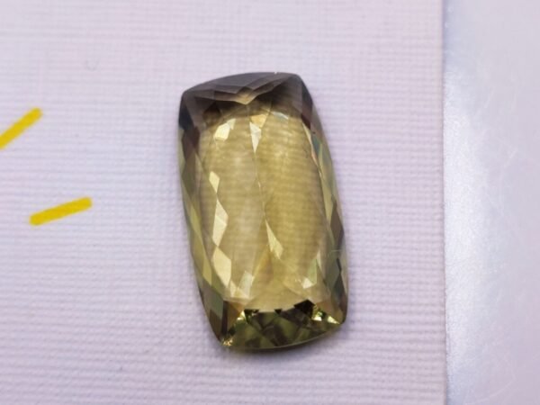 Diaspore Zultanite 11.01 CT