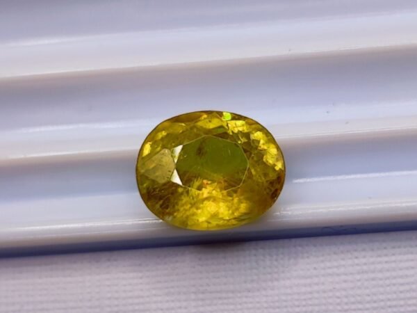 sphene yellow oval cut 4.08 carats