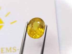 sphene yellow oval cut 4.08 carats