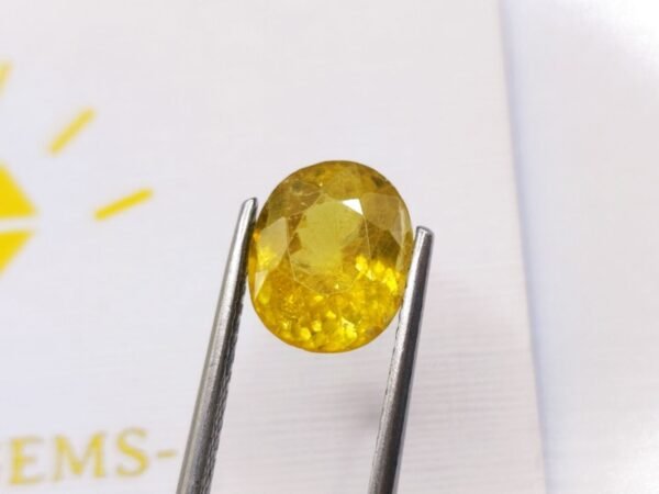 sphene yellow oval cut 4.08 carats