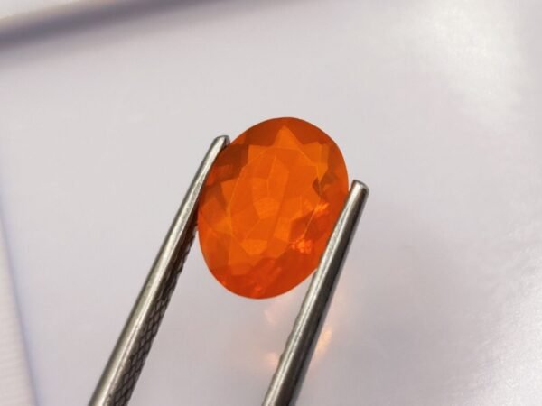 opale de feu orange oval cut 1.72 carats