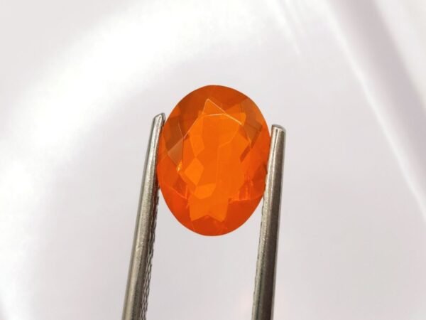 opale de feu orange oval cut 1.72 carats