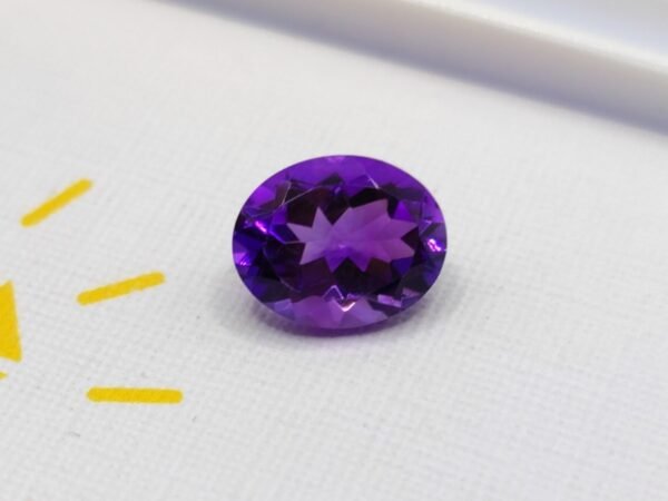 améthyste violet oval cut 2.30 carats