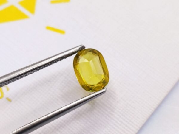 yellow sphene oval cut 1.20 carats