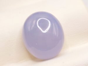 calcédoine lavender cabochon cut 21.17 carats