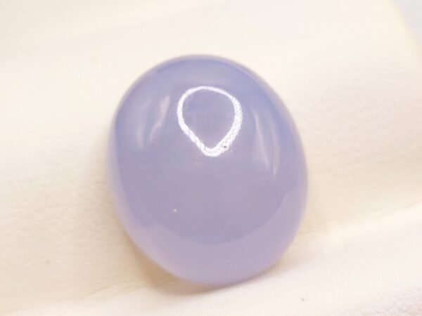 calcédoine lavender cabochon cut 21.17 carats